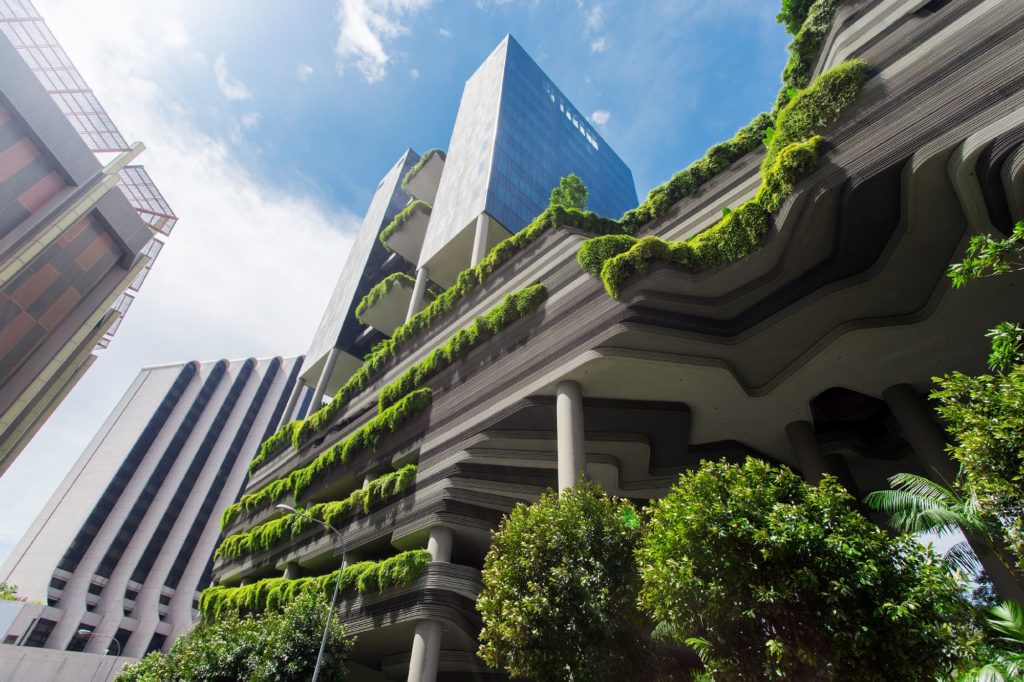 Green urban architecture facade of Parkroyal on Pickering hotel in Singapore city - Global City Futures